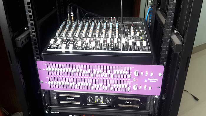 GEQ-230 均衡器 GEQ-230 均衡器